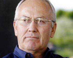 US Senator Larry Craig was Arrested for Lewd Conduct in a Men’s Restroom at the Minneapolis-St. Paul Airport. Was He the Victim of a Smear Campaign?