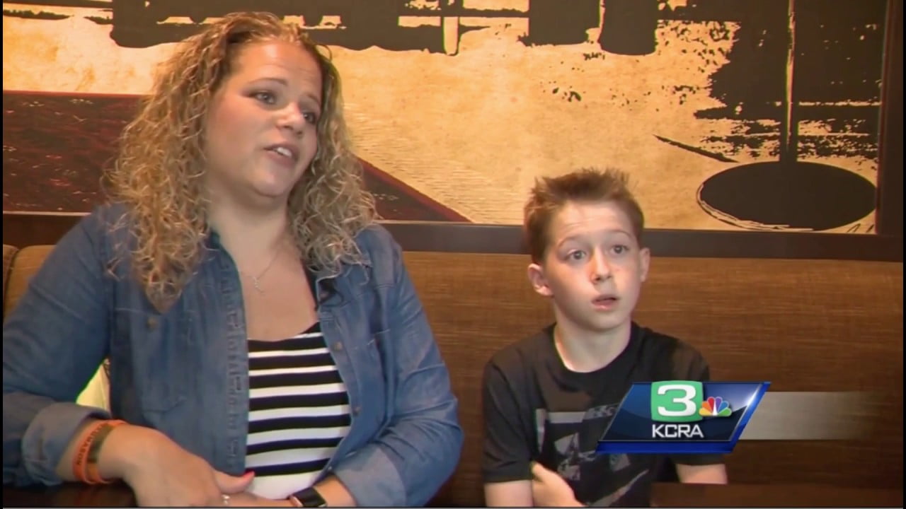 Parents Keep Kids Home and Demand Sprint Remove Cell Tower from School Property After 4 Kids and 3 Teachers Get Cancer