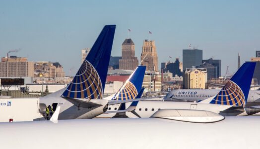 2,000+ Employees File Lawsuit Against United Airlines Over Unconstitutional Vaccine Mandate