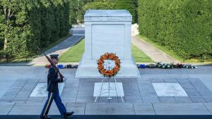 Tomb of Unknown Soldier is dedicated at Arlington National Cemetery
